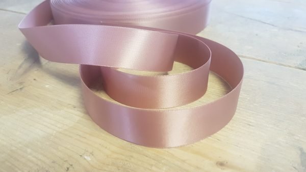rose gold ribbon